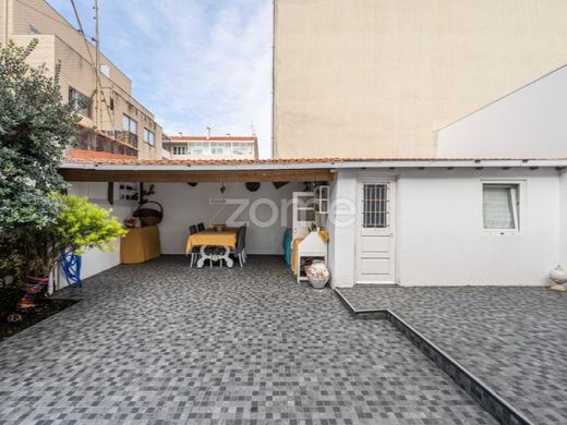 Luxus-Haus in Espinho, Distrito de Aveiro