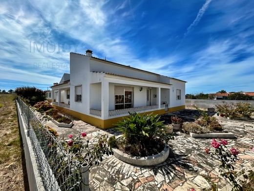 Luxury home in Aljezur, Distrito de Faro