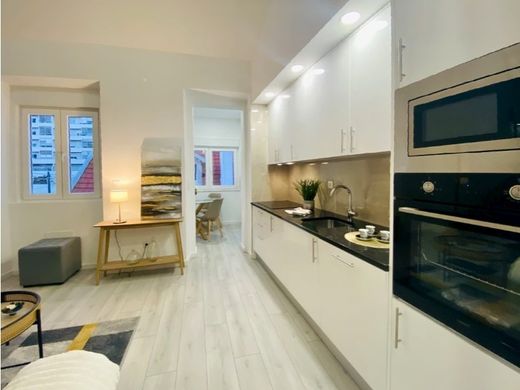 Apartment / Etagenwohnung in Lissabon, Lisbon