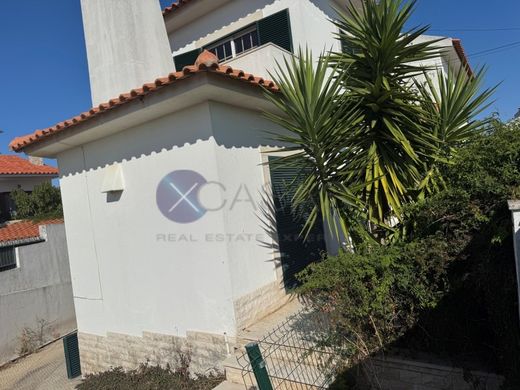Luxury home in Cascais, Lisbon