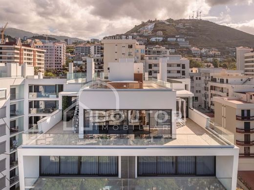 Cobertura - Funchal, Madeira