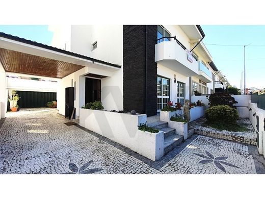 Luxury home in Maia, Distrito do Porto
