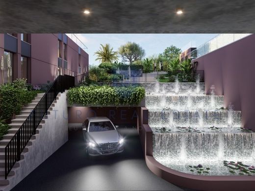 Funchal, Madeiraのアパートメント