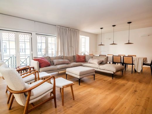 아파트 / Misericórdia, Lisbon