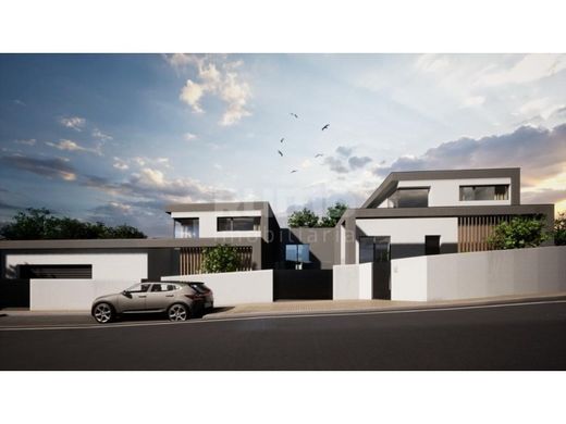 다세대 빌라 / Viana do Castelo, Distrito de Viana do Castelo