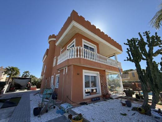 Willa w La Manga del Mar Menor, Murcia