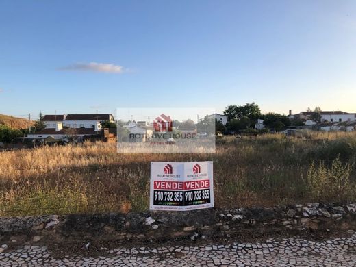 토지 / Estremoz, Distrito de Évora