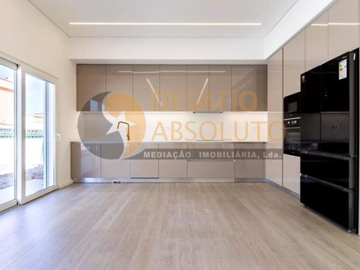 Casa Geminada - Seixal, Setúbal