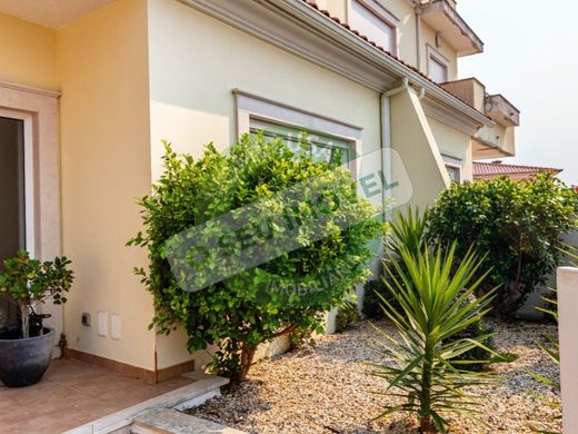 Luxe woning in Mealhada, Distrito de Aveiro