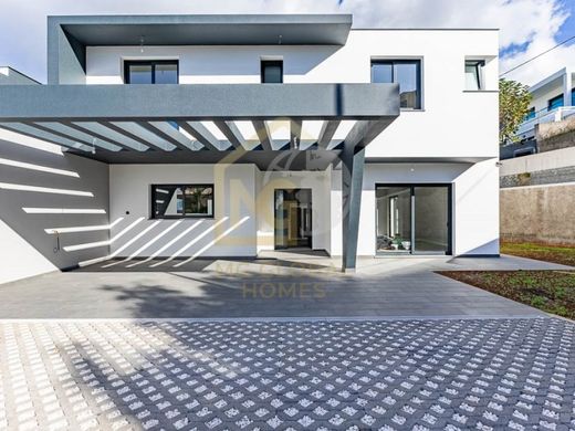 Luxus-Haus in Funchal, Madeira