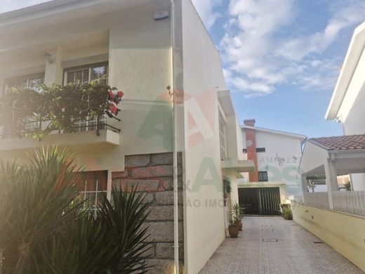 Πολυτελή κατοικία σε Maia, Distrito do Porto