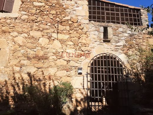 Rural or Farmhouse in Perales del Puerto, Caceres