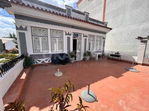 Luxury home in Moita, Distrito de Setúbal