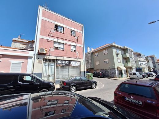 Жилой комплекс, Амадора, Amadora