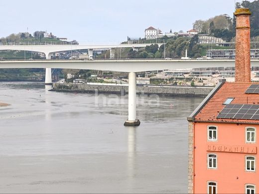 ﺷﻘﺔ ﻓﻲ Gondomar, Distrito do Porto