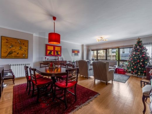 Apartment in Oeiras, Lisbon