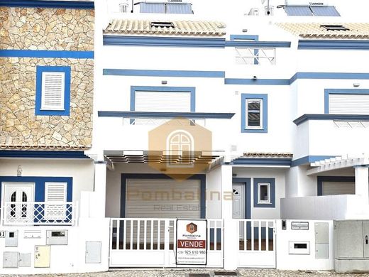 Συγκρότημα ανεξάρτητων κατοικιών σε Βίλα Ρεάλ ντε Σάντο Αντόνιο, Vila Real de Santo António