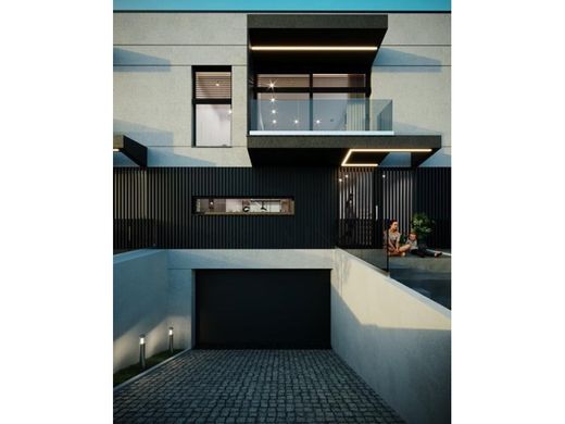 Chalet Pareado en Braga