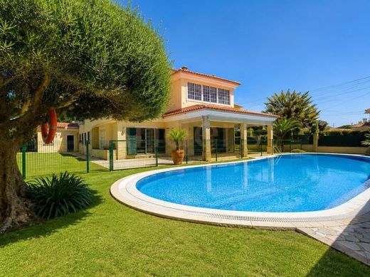 Luxury home in Cascais, Lisbon