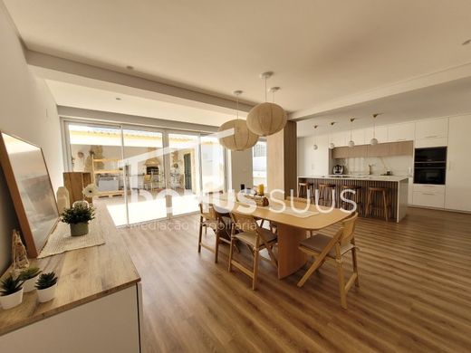 Yarɪ müstakil ev Olhão, Distrito de Faro