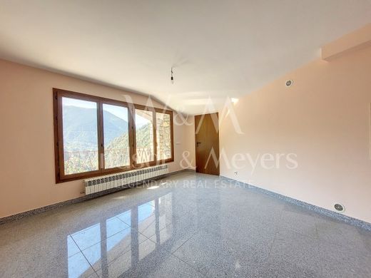 Residential complexes in Canillo