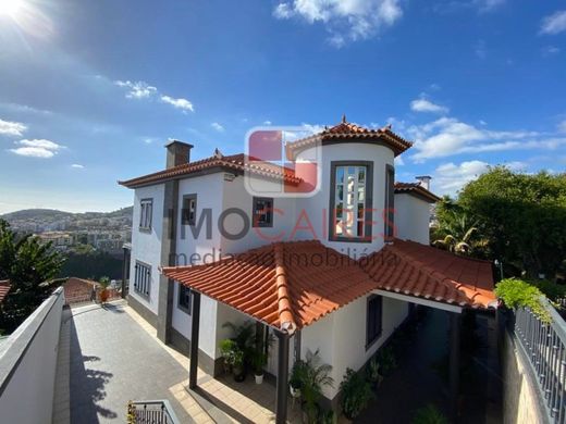 Πολυτελή κατοικία σε Φουντσάλ, Funchal