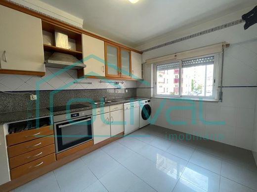 Vila Franca de Xira, Distrito de Lisboaのアパートメント