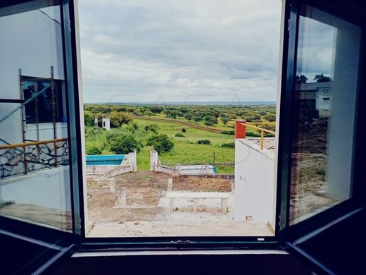 Farm in Borba, Distrito de Évora