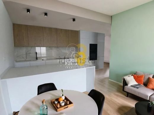 Apartment / Etagenwohnung in Matosinhos, Distrito do Porto