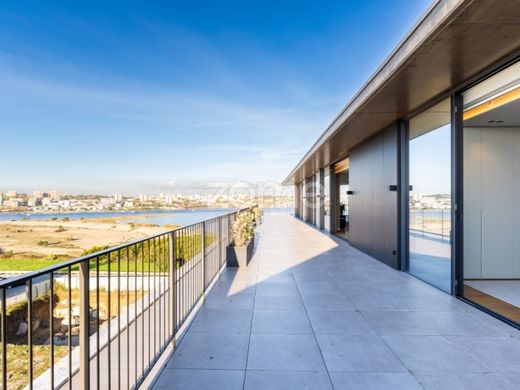 Apartment in Vila Nova de Gaia, Distrito do Porto