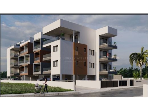 Apartment in Germasógeia, Limassol District