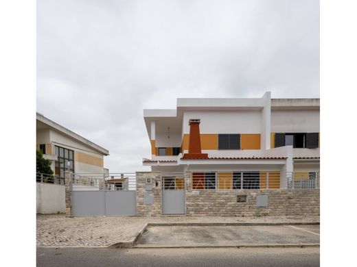 Luxury home in Amadora, Lisbon