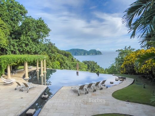 Luxury home in Garabito, Río Cuarto