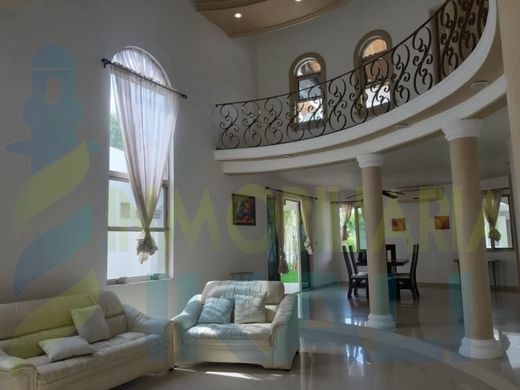 Maison de luxe à Poza Rica de Hidalgo, Estado de Veracruz-Llave