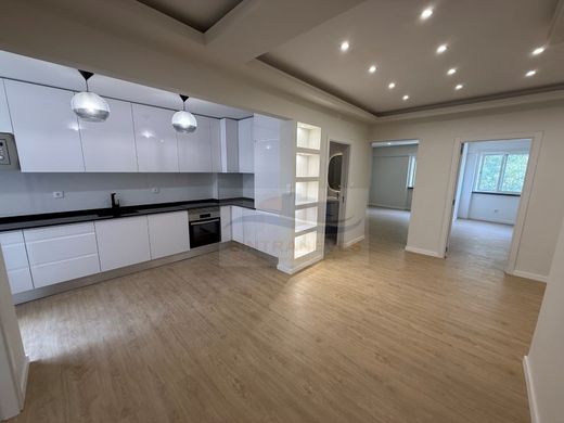 Piso / Apartamento en Amadora, Lisboa
