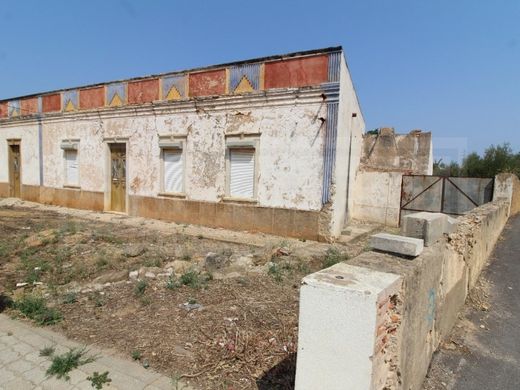 Silves, Distrito de Faroの土地