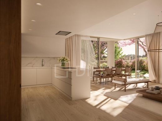Apartment / Etagenwohnung in Sintra, Lissabon