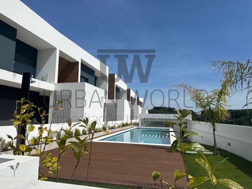 Casa Geminada - Loures, Lisboa