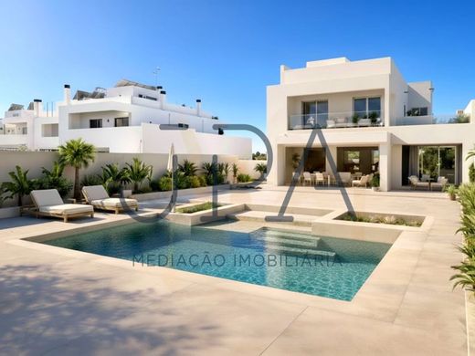 Einfamilienhaus in Castro Marim, Distrito de Faro