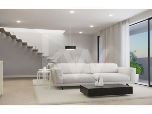 Apartment / Etagenwohnung in Aveiro, Distrito de Aveiro