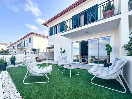 Semidetached House in Funchal, Madeira