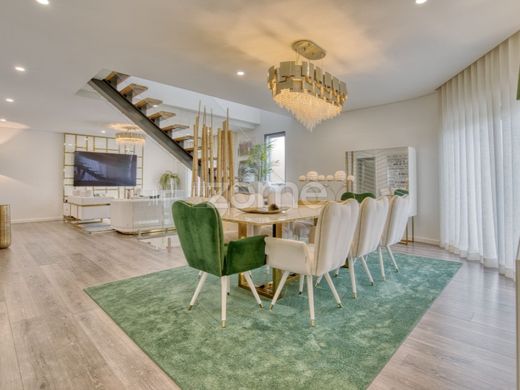 منزل ﻓﻲ Odivelas, Distrito de Lisboa