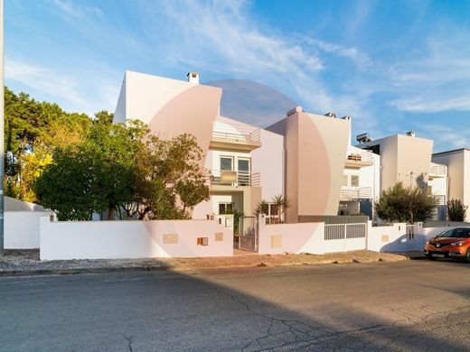 Yarɪ müstakil ev Sesimbra, Distrito de Setúbal