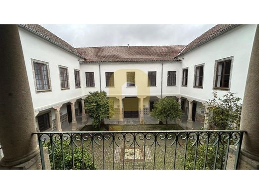 Konak Fornos de Algodres, Distrito da Guarda