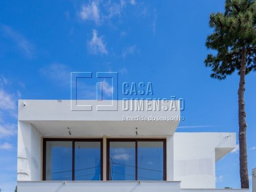 Luxus-Haus in Aroeira, Almada
