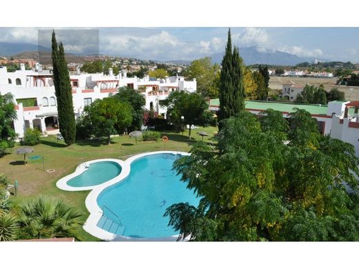 Villa Plurifamiliare a Estepona, Málaga