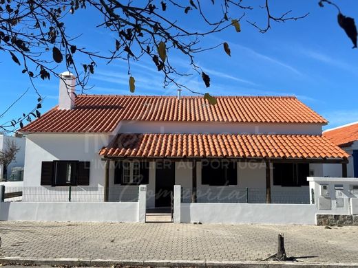 Casa Independente - Grândola, Setúbal