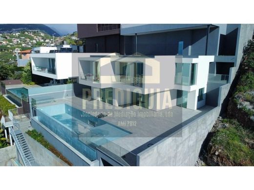 Funchal, Madeiraの一戸建て住宅