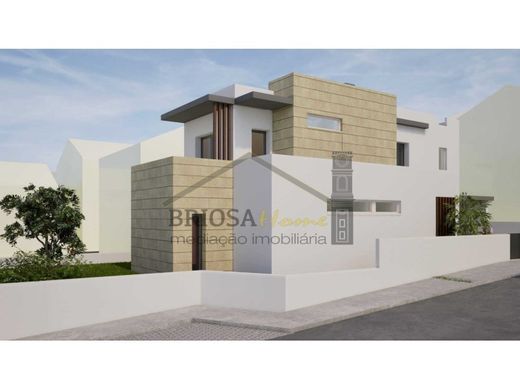 Μονοκατοικία σε Κόιμπρα, Coimbra