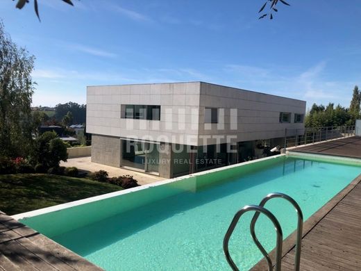 Luxury home in Maia, Distrito do Porto